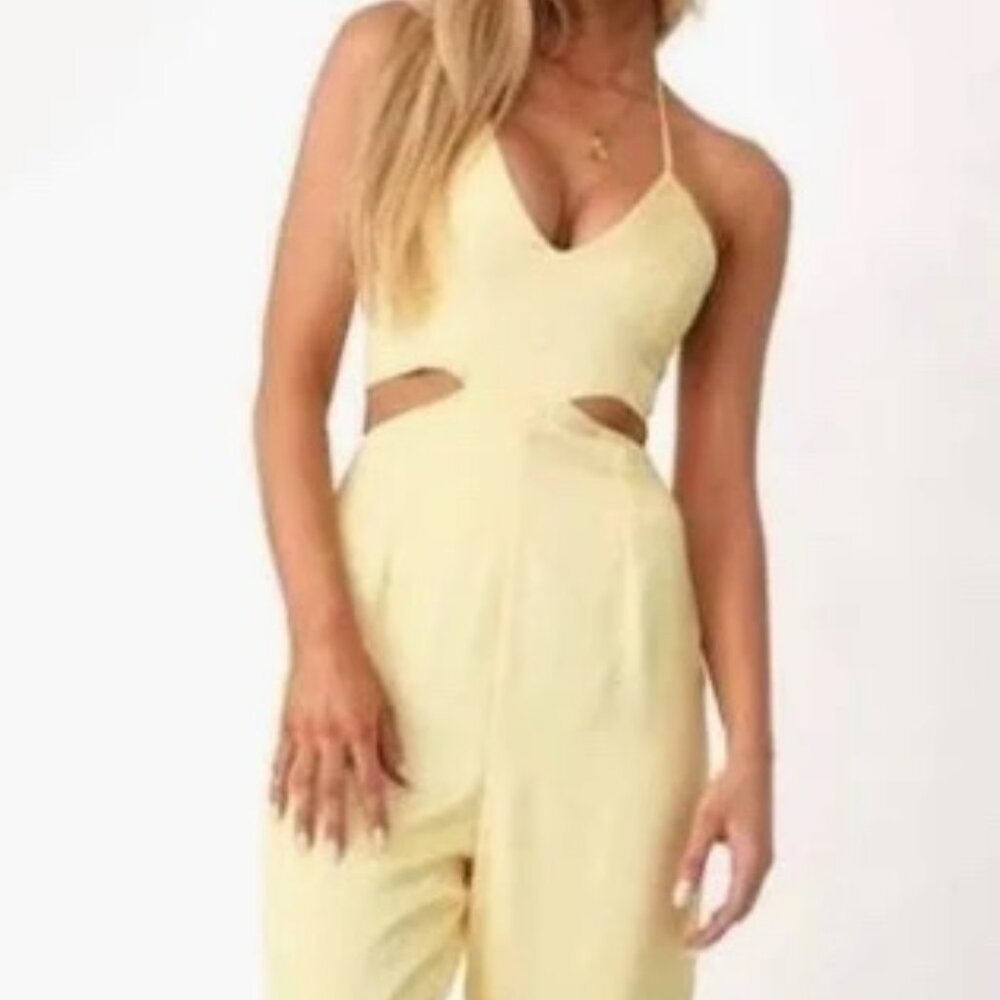 RECRUITMENT READY! KITTENISH  “It Color” BUTTER YELLOW Jumpsuit! XS. NWT